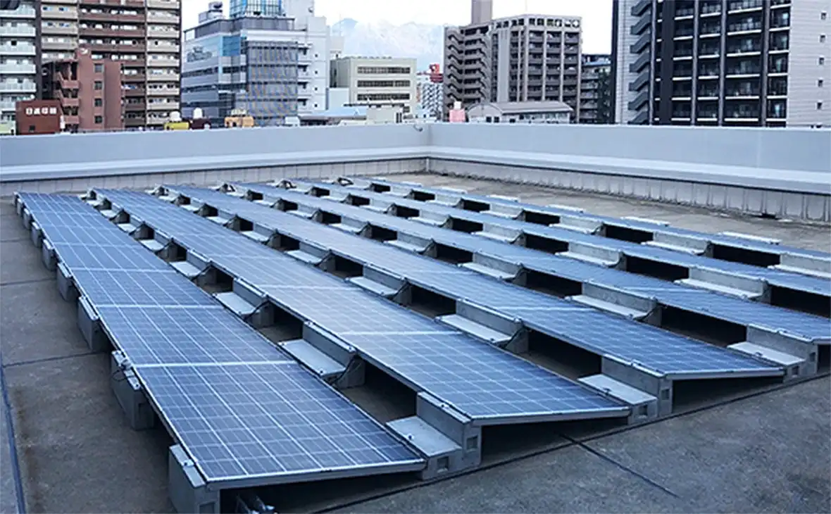 鹿児島中央高校 屋上 太陽光発電システム